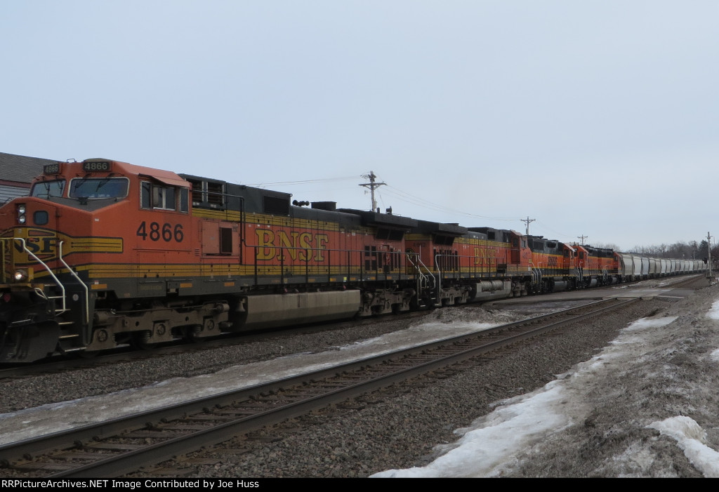 BNSF 4866 West